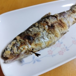 ニジマスの塩焼き